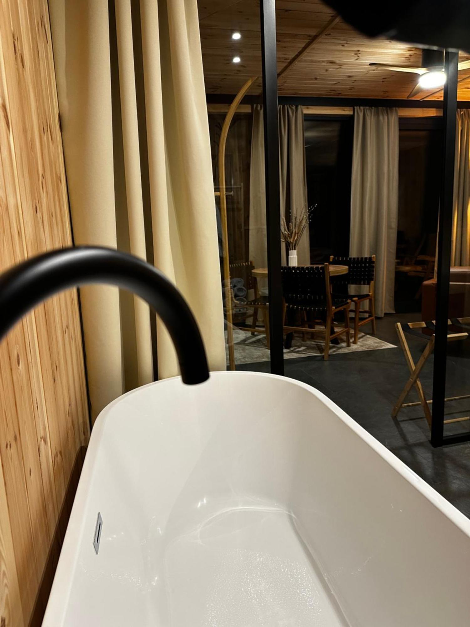 Brown Deer - Z Sauna Na Tarasie, Jacuzzi I Widokiem Na Gory - By Deer Hills Luxury Apartament *